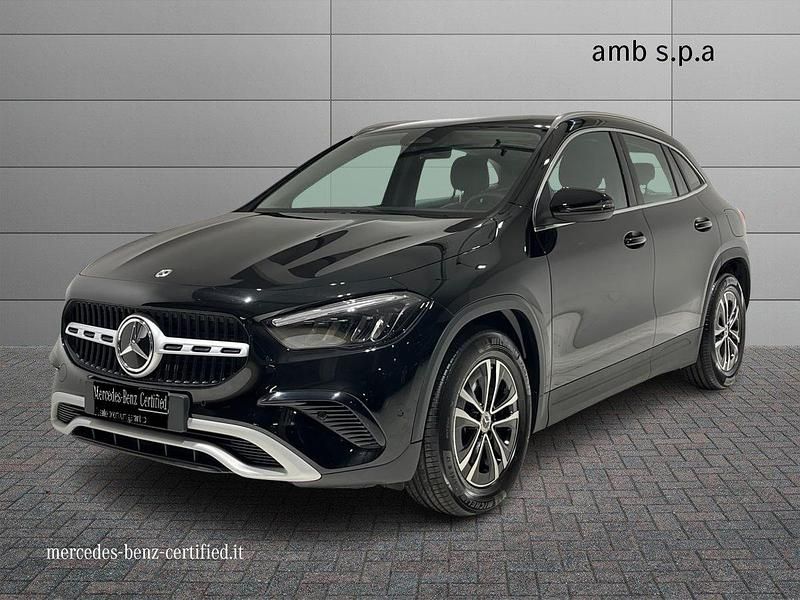 Nero Usata 2025 Mercedes GLA180 Advanced SUV | 39.000 € (Ottimo prezzo) - Immagine 1/4