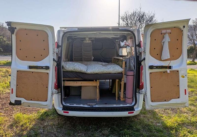 Usata Ford Transit Custom Titanium 131 CV (96 kW) 2019 Bianco Furgone