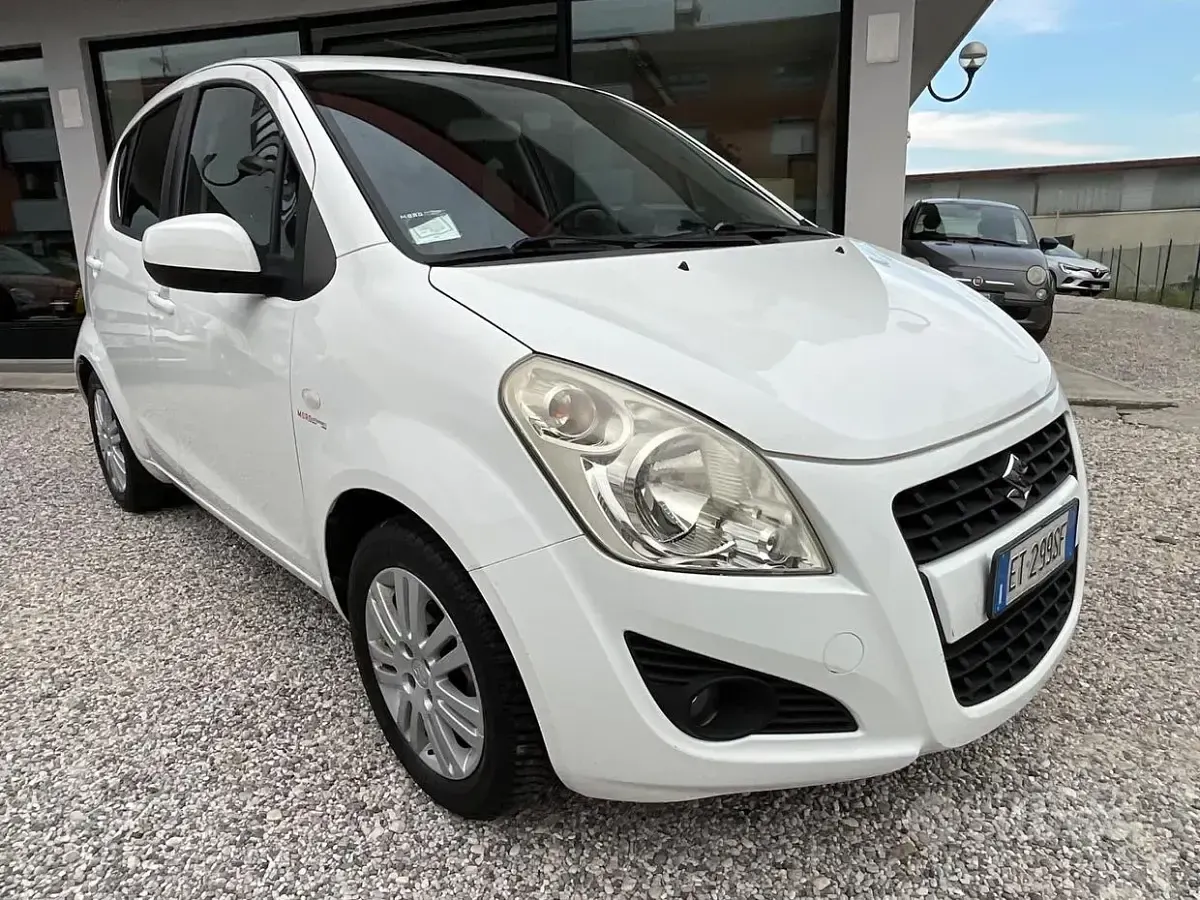 Usata Suzuki Splash GL 68 CV (50 kW) 2014 Bianco Utilitaria