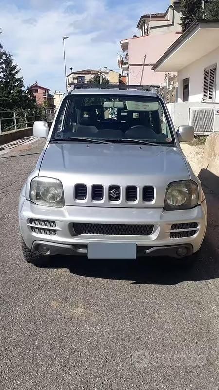Usata Suzuki Jimny 85 CV (62 kW) 2006 Grigio SUV