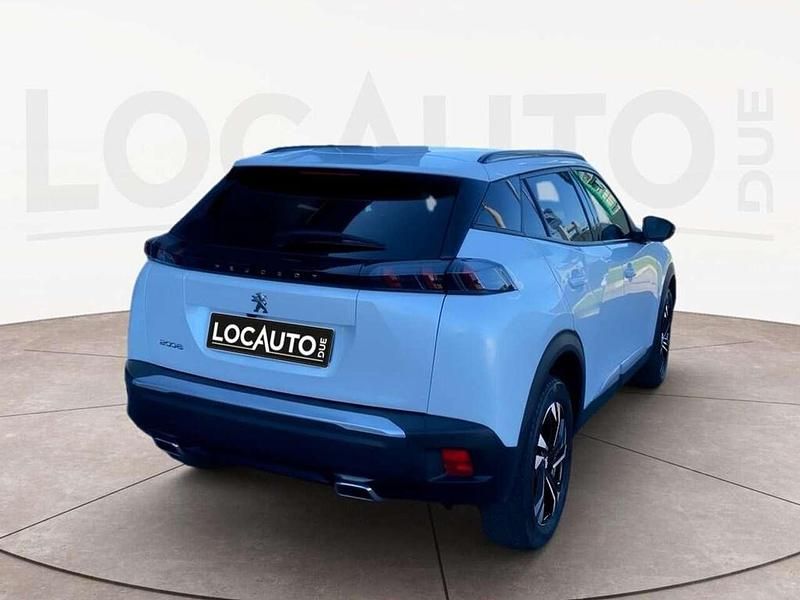 Usata Peugeot 2008 Allure 131 CV (96 kW) 2023 Bianco SUV