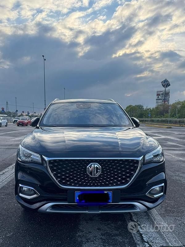 Usata MG EHS Excite 162 CV (119 kW) 2021 Nero SUV