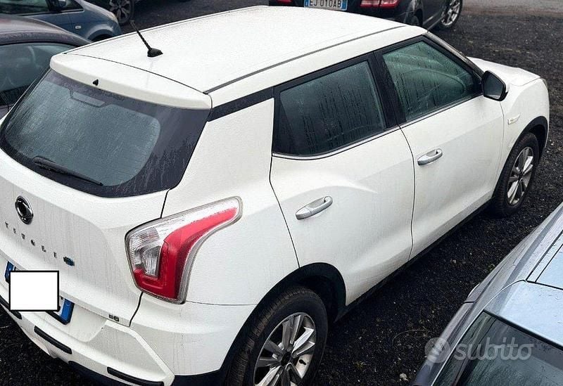 Usata SsangYong Tivoli 116 CV (85 kW) 2016 Bianco SUV