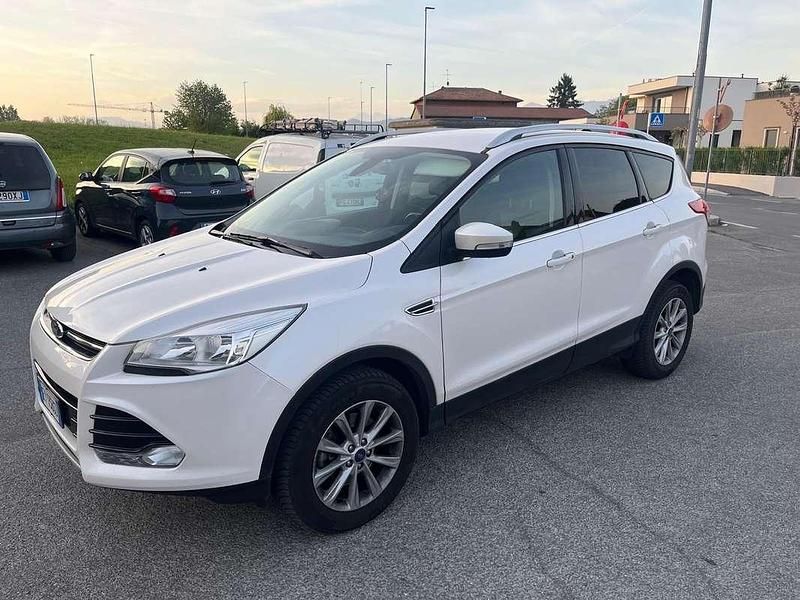 Begagnad Ford Kuga Titanium 150 HK (110 kW) 2015 SUV