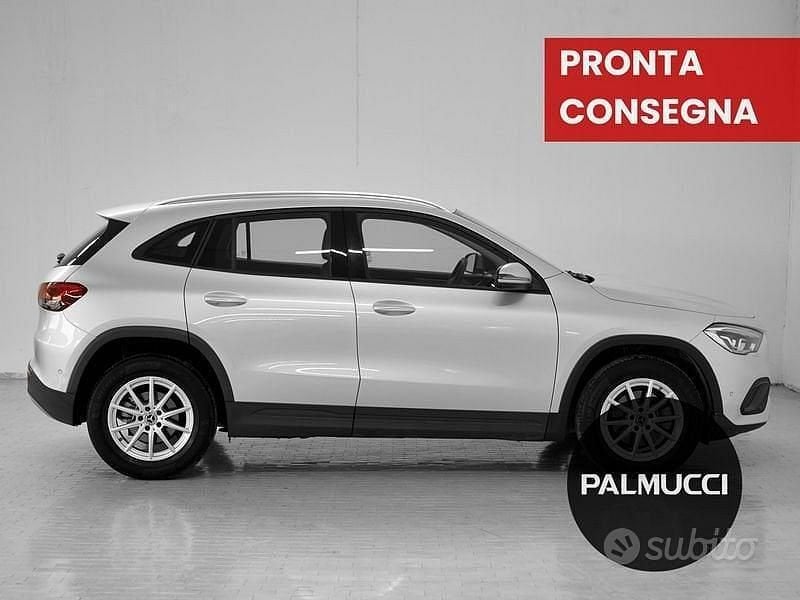 Occasion Mercedes GLA180 Business 116 ch (85 kW) 2021 Other SUV