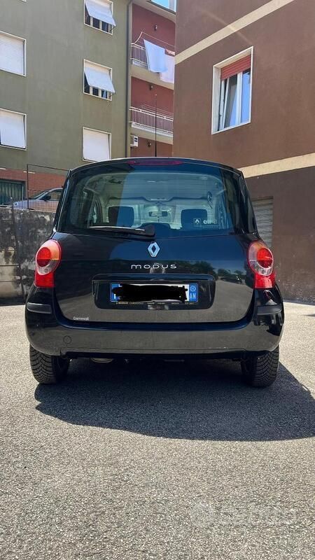 Usata Renault Modus 75 CV (55 kW) 2005 Monovolume