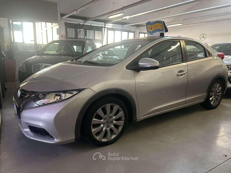 Usata Honda Civic Executive 150 CV (110 kW) 2012 Argento Berlina