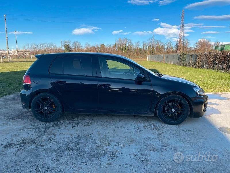 Usata VW Golf VI 140 CV (102 kW) 2011 Nero Utilitaria