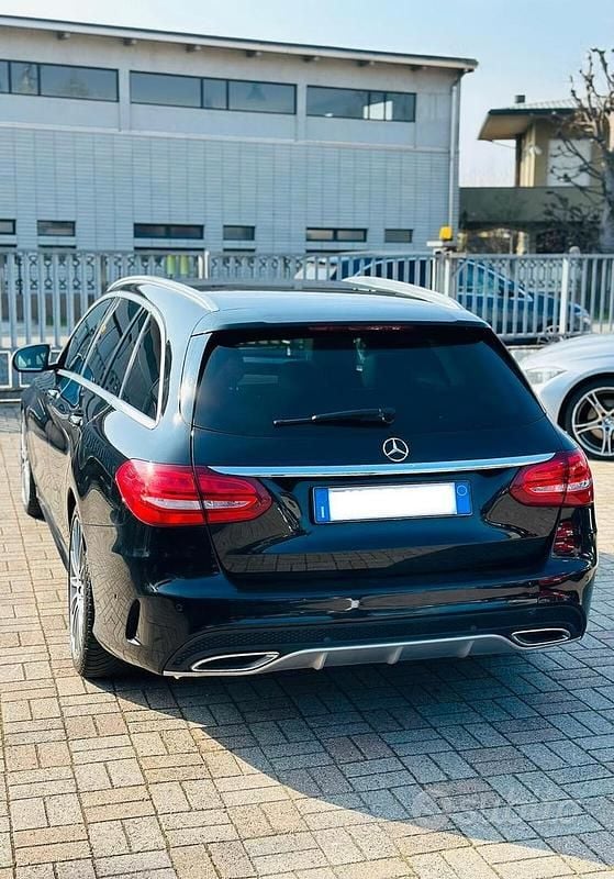Usata Mercedes C250 Premium 204 CV (150 kW) 2015 Nero Station wagon