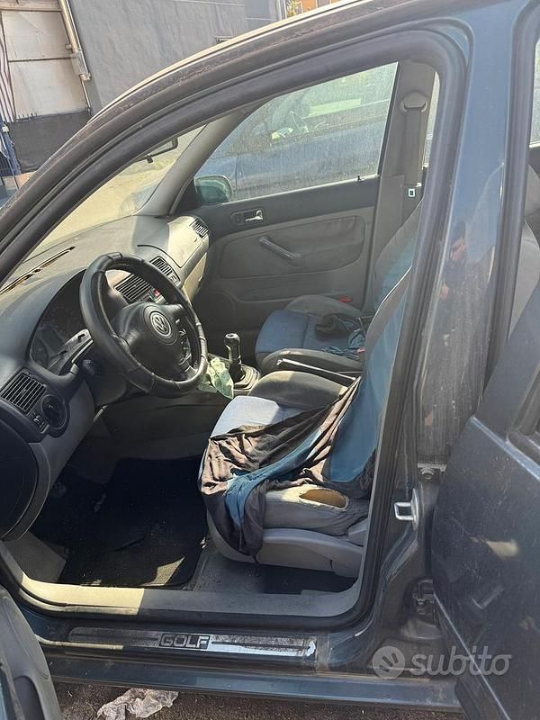 Usata VW Golf III 90 CV (66 kW) 1998 Grigio Berlina