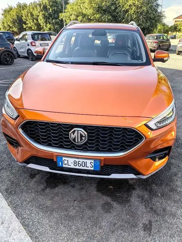 Usata MG ZS Luxury 106 CV (77 kW) 2022 Arancione SUV