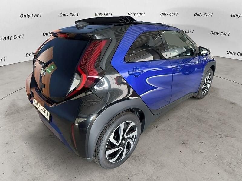 Usata Toyota Aygo X Trend 72 CV (52 kW) 2024 Blu SUV