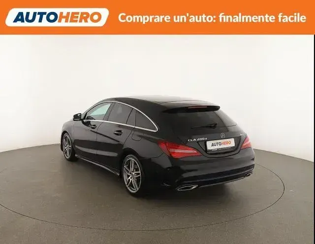 Usata Mercedes CLA180 Shooting Brake Premium 115 CV (84 kW) 2019 Nero Station wagon