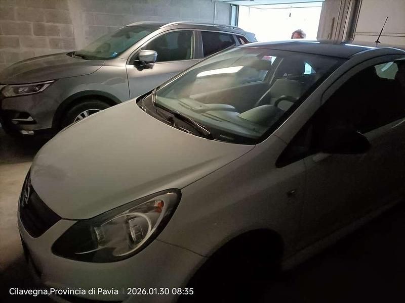 Usata Opel Corsa Sport 80 CV (58 kW) 2009 Utilitaria