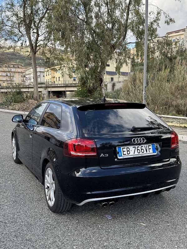 Usata Audi A3 Ambition 105 CV (77 kW) 2010 Nero Utilitaria
