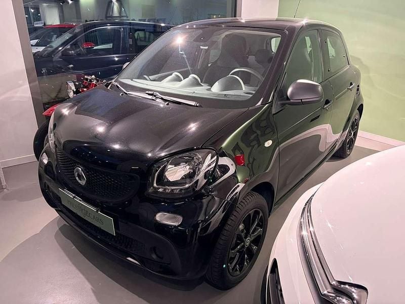 Nero Usata 2019 Smart ForFour Utilitaria | 13.330 € (Buon prezzo) - Immagine 1/4