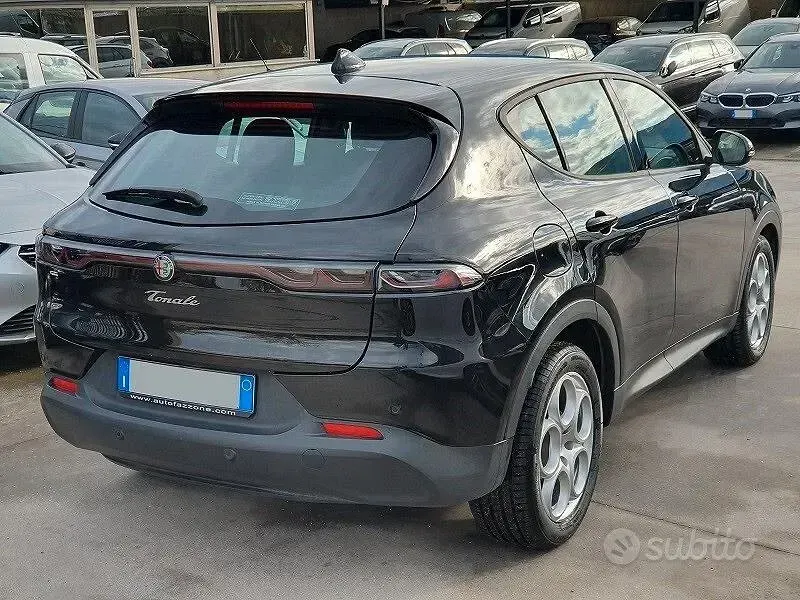 Usata Alfa Romeo Tonale Super 131 CV (96 kW) 2023 Nero SUV