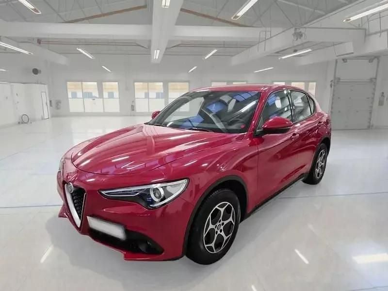 Rosso Usata 2022 Alfa Romeo Stelvio Business SUV | 26.950 € (Buon prezzo) - Immagine 1/4