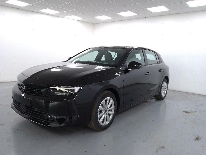 Usata Opel Astra Elegance 131 CV (96 kW) 2024 Nero Berlina