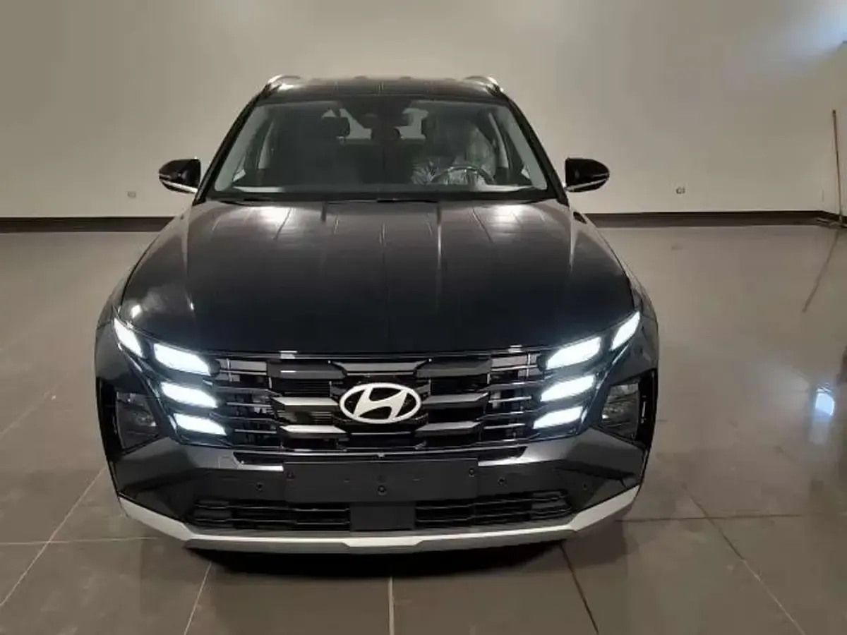 Nuova Hyundai Tucson 179 CV (131 kW) 2026 Nero SUV