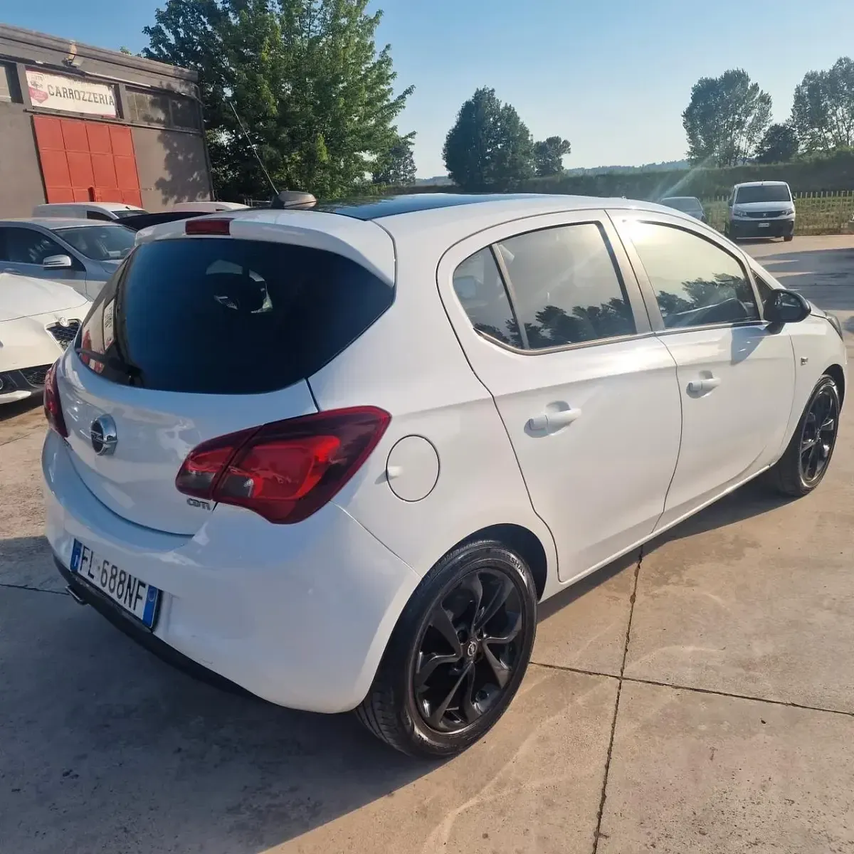 Usata Opel Corsa 75 CV (55 kW) 2017 Bianco Utilitaria