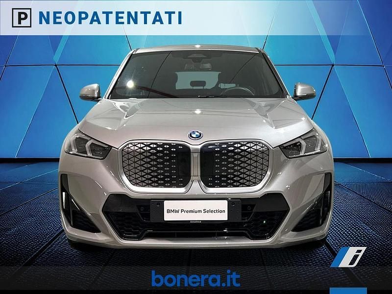Usata BMW iX1 M Sport 150 kW (204 CV) 2025 Argento SUV