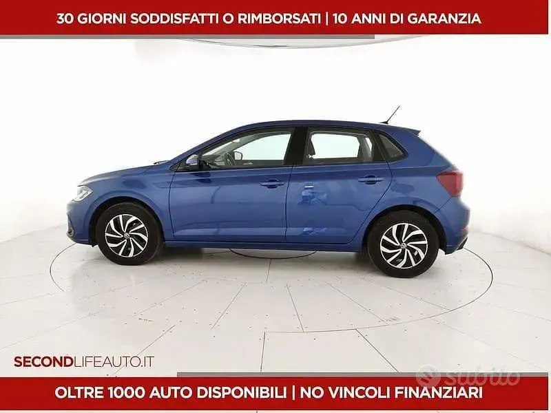 Usata VW Polo Life 95 CV (69 kW) 2025 Blu Utilitaria