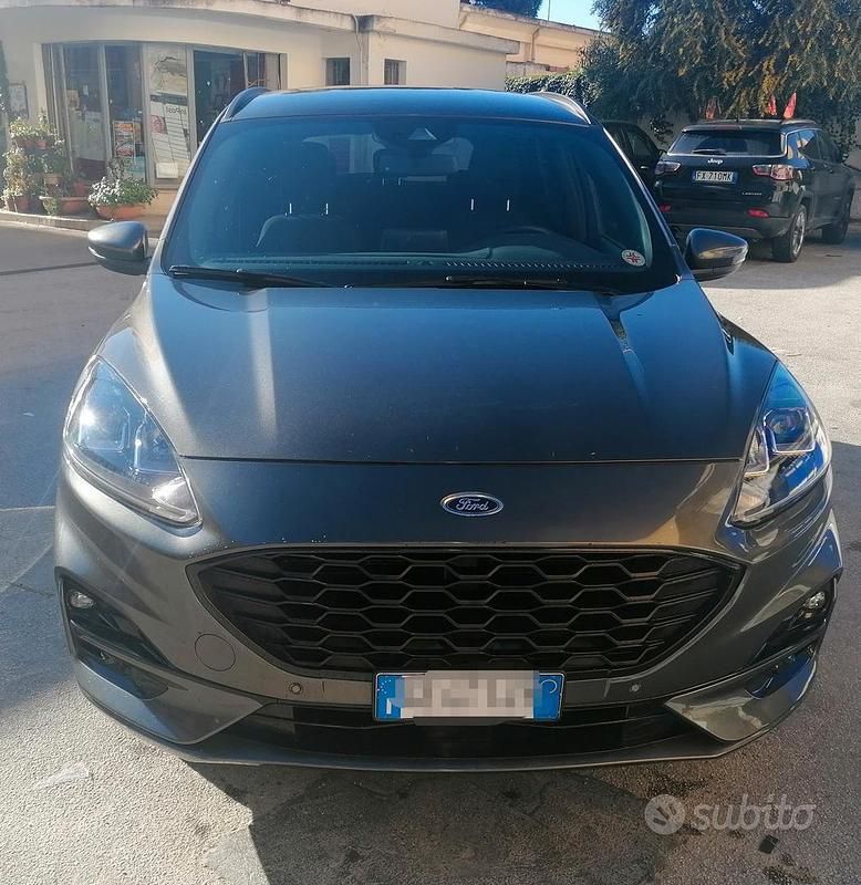 Usata Ford Kuga ST-Line 2021 Grigio SUV
