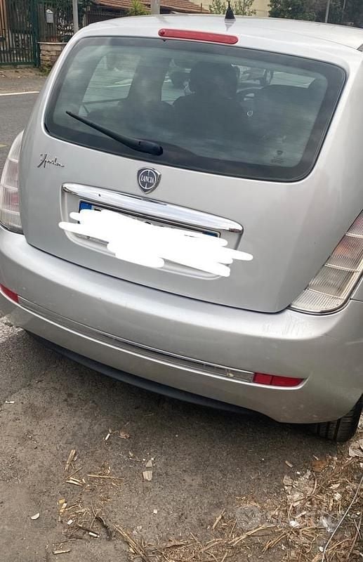 Usata Lancia Ypsilon 95 CV (69 kW) 2009 Grigio Utilitaria