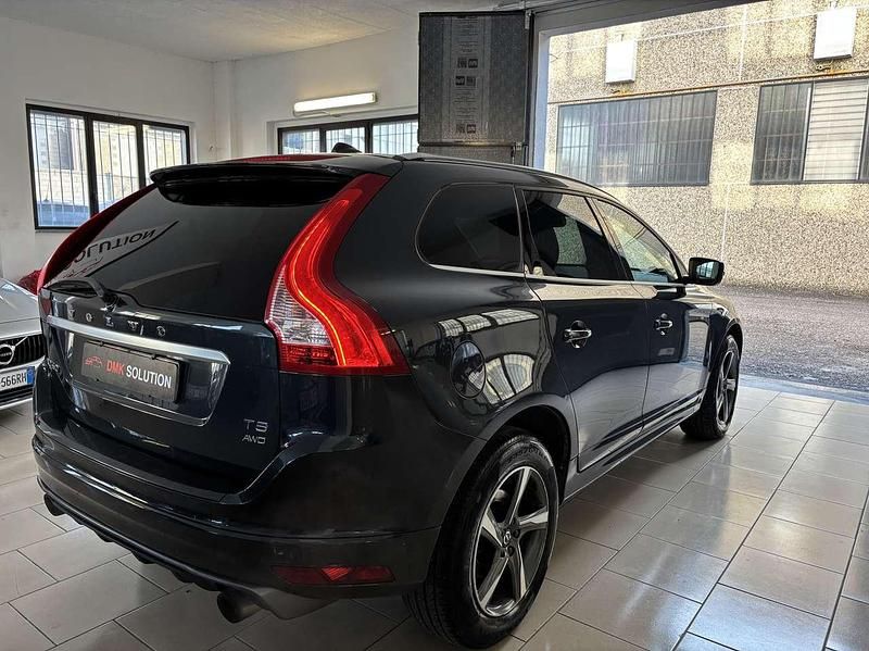 Usata Volvo XC60 R-Design 254 CV (186 kW) 2015 Grigio SUV