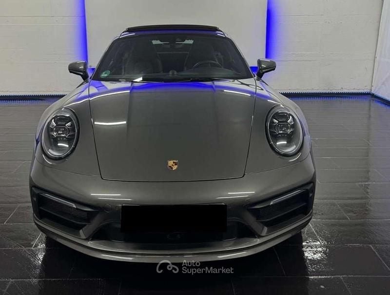 Agata metallizzato Usata 2023 Porsche 911 Carrera Sport Coupé | 124.900 € (Buon prezzo) - Immagine 1/4