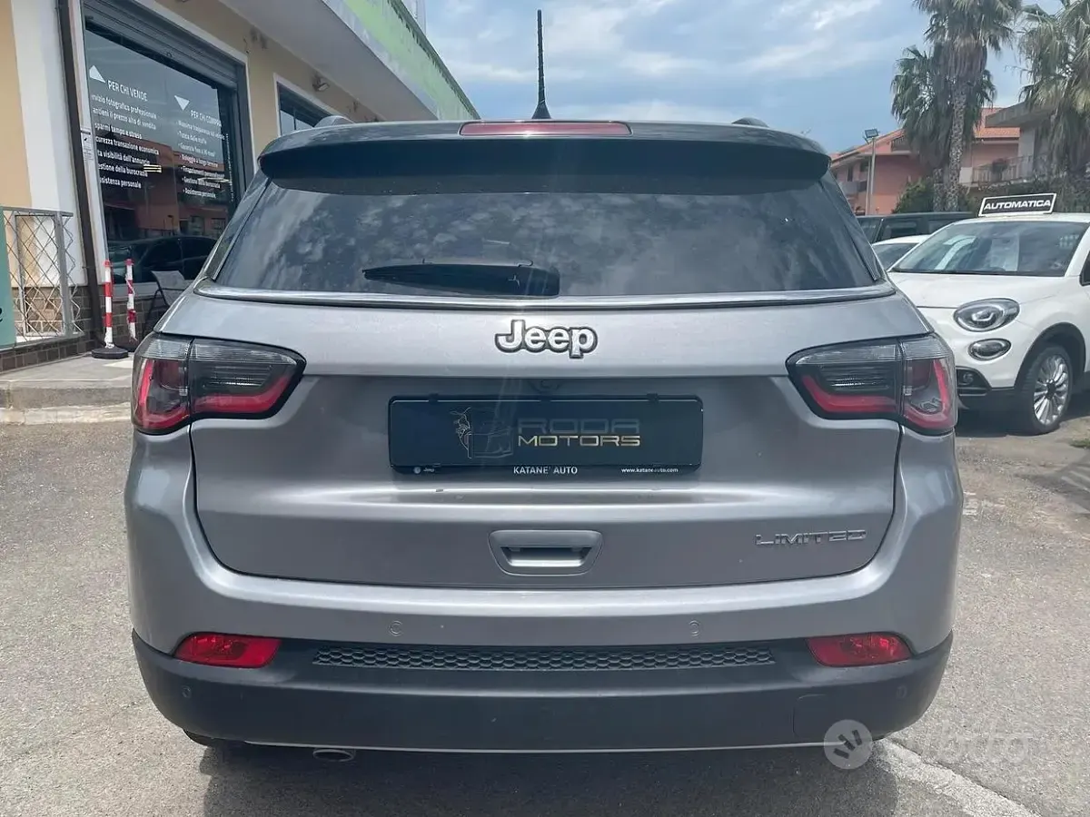 Usata Jeep Compass Limited 120 CV (88 kW) 2019 Grigio SUV