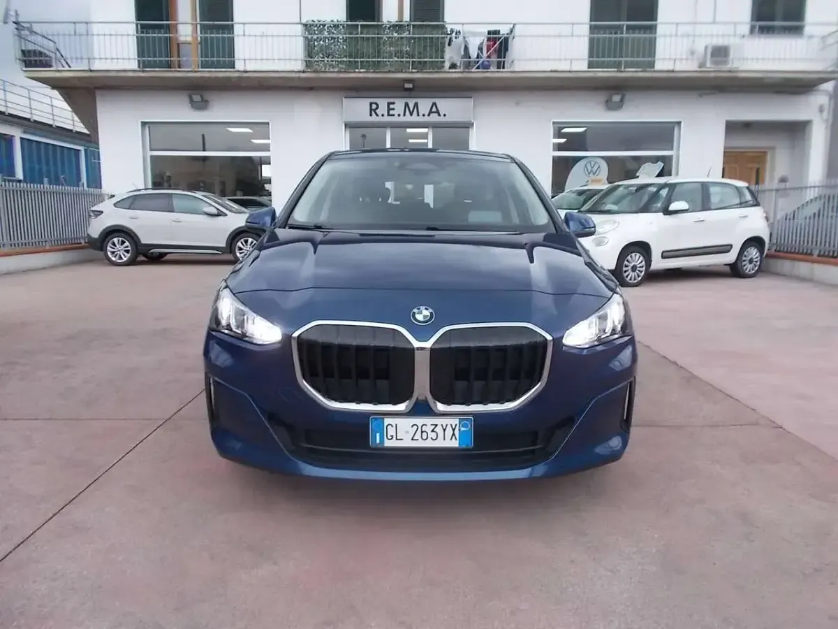 Usata BMW 223 Active Tourer 197 CV (144 kW) 2023 Blu/azzurro Monovolume