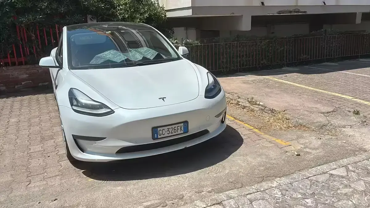 Usata Tesla Model 3 152 kW (208 CV) 2020 Bianco Berlina