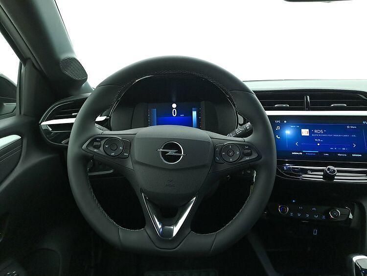 Usata Opel Corsa 101 CV (74 kW) 2025 Argento Utilitaria