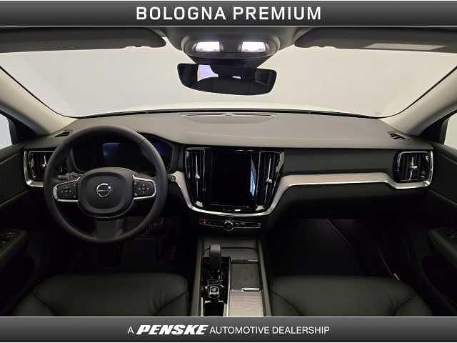 Usata Volvo V60 Core 197 CV (144 kW) 2024 Bianco Station wagon