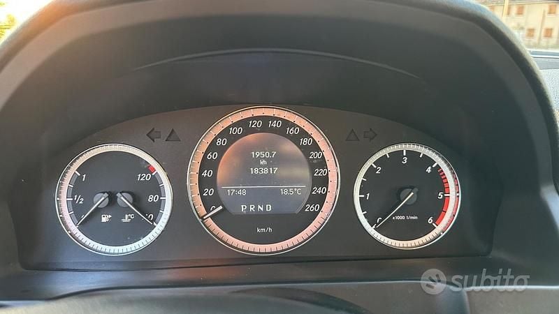 Usata Mercedes C200 Classic 136 CV (100 kW) 2010 Berlina