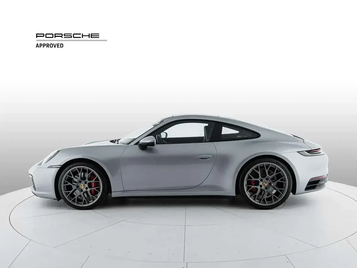 Usata Porsche 911 Carrera 4S 450 CV (330 kW) 2020 Argento dolomite metallizzato Coupé
