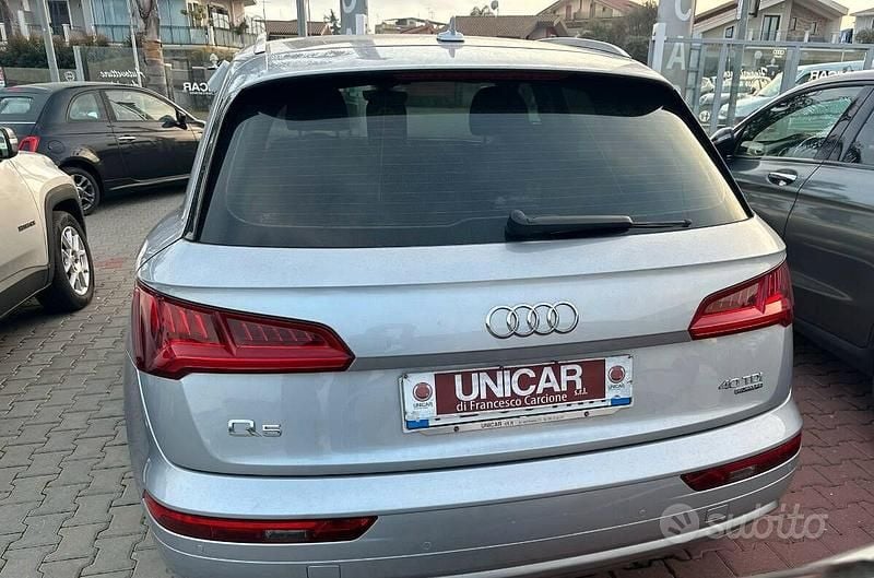 Usata Audi Q5 Business 190 CV (139 kW) 2019 Nessuno(met.) SUV