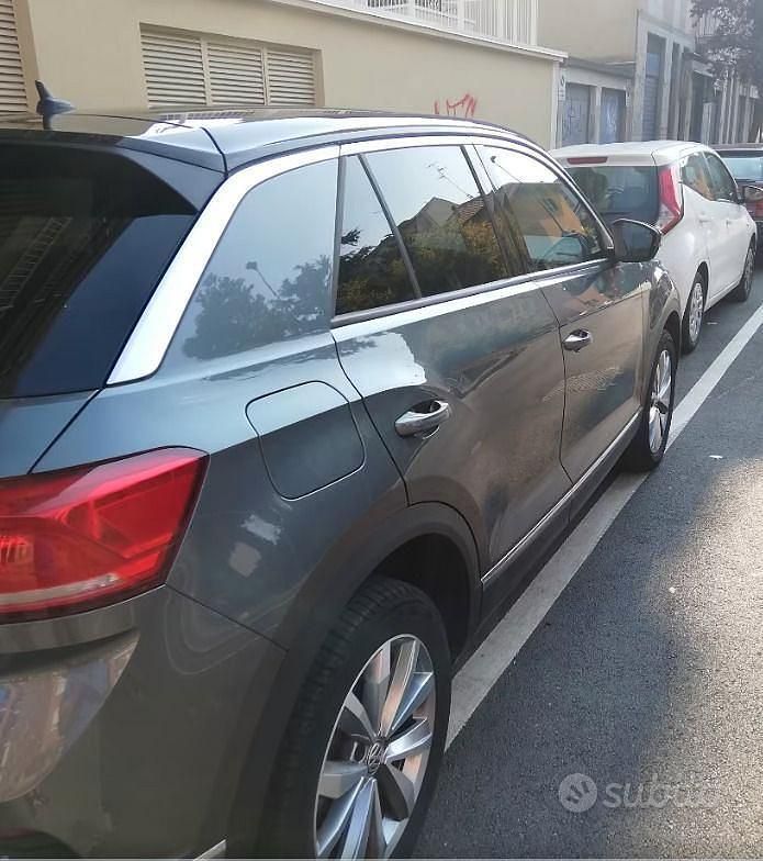 Usata VW T-Roc 2018 Grigio SUV
