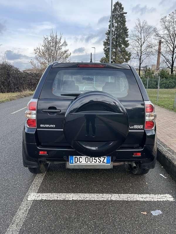 Usata Suzuki Grand Vitara 106 CV (77 kW) 2006 Nero SUV
