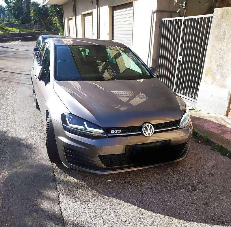 Usata VW Golf VII 110 CV (80 kW) 2015 Berlina