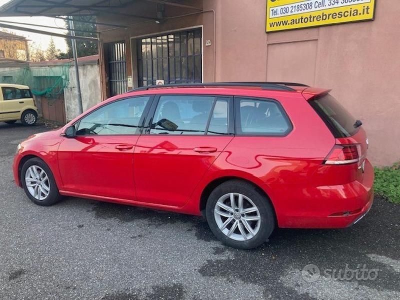 Usata VW Golf VII Business 116 CV (85 kW) 2019 Rosso Station wagon