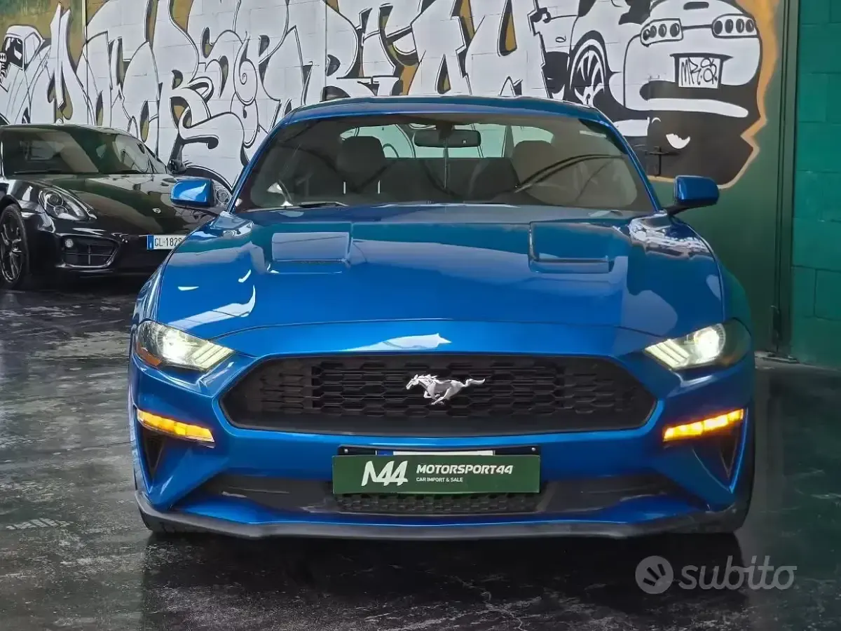 Usata Ford Mustang Fastback 290 CV (213 kW) 2019 Blu Coupé