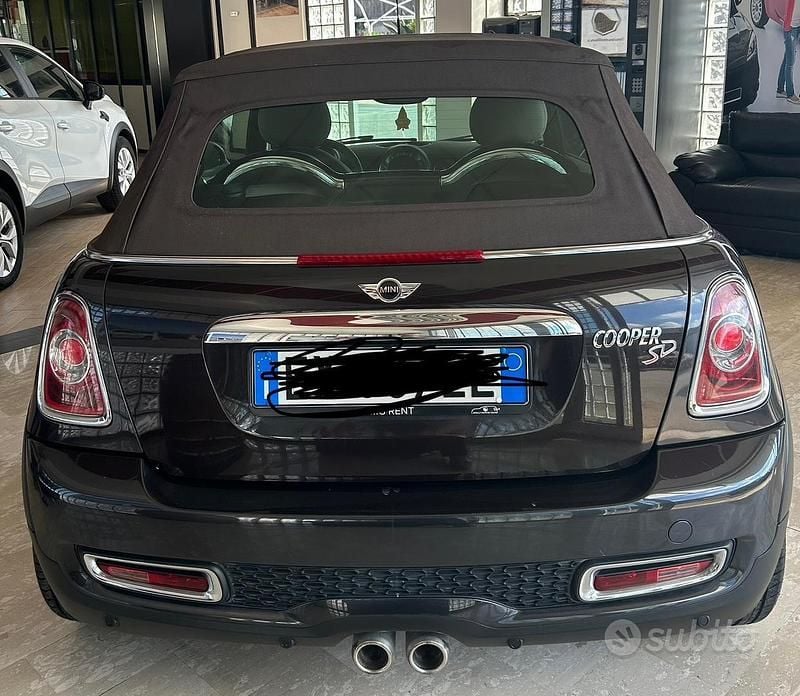 Usata Mini Cooper SD Cabriolet 143 CV (105 kW) 2014 Marrone Cabrio