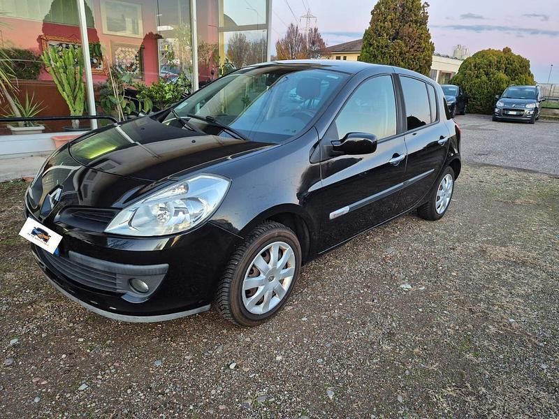 Nero Usata 2007 Renault Clio II Rip Curl Berlina | 3990 € (Buon prezzo) - Immagine 1/4