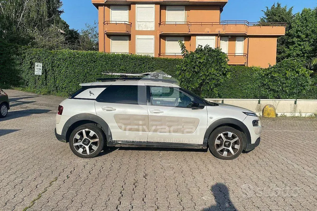 Usata Citroën C4 Cactus Feel 99 CV (72 kW) 2015 Bianco Utilitaria