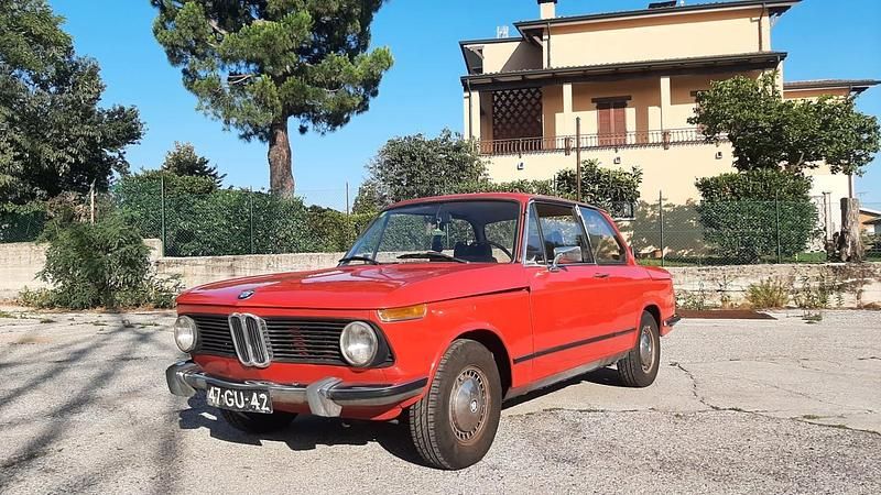 Usata BMW 1502 74 CV (54 kW) 1975 Rosso Berlina