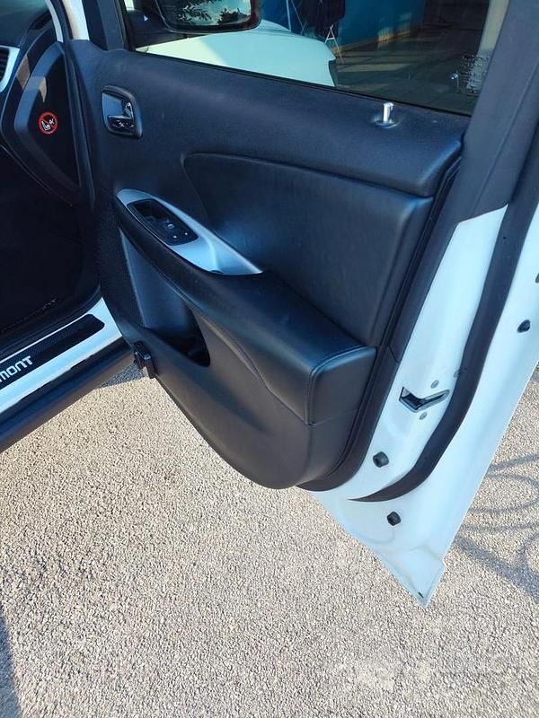 Usata Fiat Freemont 170 CV (125 kW) 2014 Bianco SUV