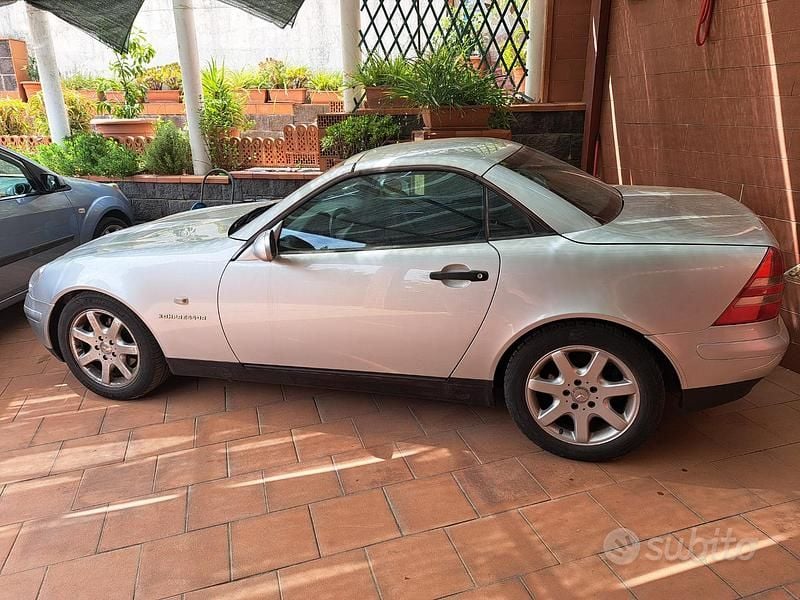 Grigio Usata 2000 Mercedes SLK200 Cabrio | 6999 € (Super prezzo) - Immagine 1/4
